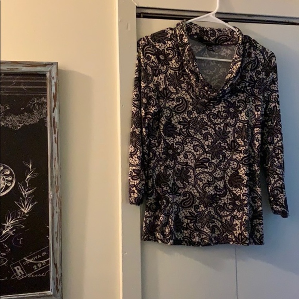 Cable & Gauge Top Size Small